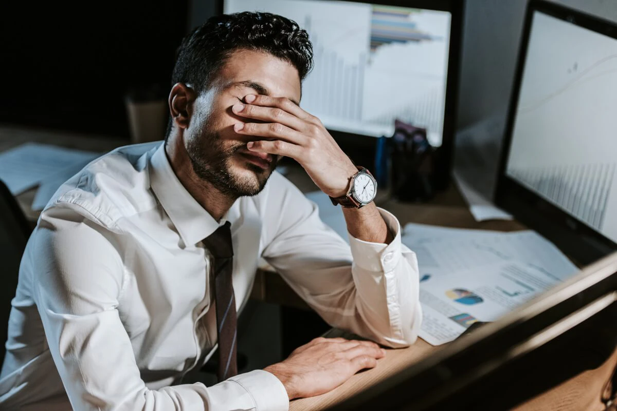 Friday trading losses