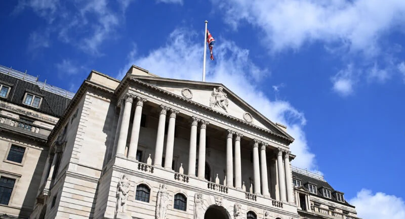 Bank of England building representing independent monetary policy