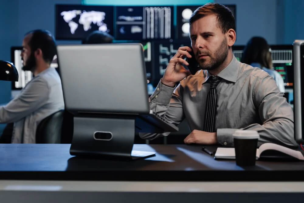 Forex broker platform connecting retail traders to global currency markets