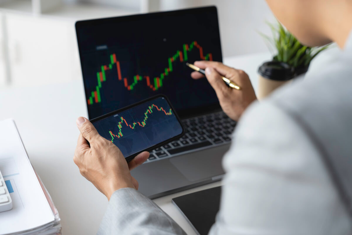 FX取引戦略の最適化： 徹底的な探求