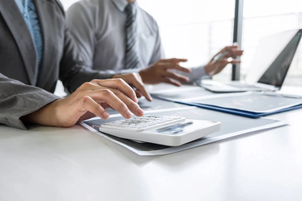 Example of position sizing calculation based on stop loss and risk percentage